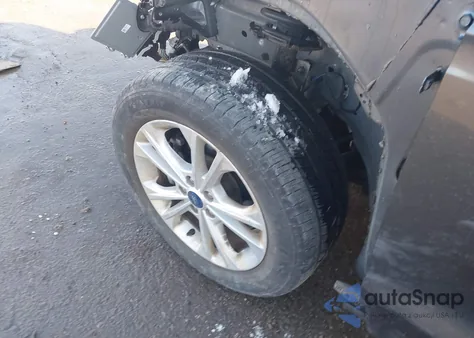 2019 Ford Escape Se из США, поврежденный, VIN 1FMCU9GD9KUB43793